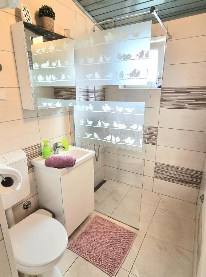 Studio Apartment Lino Skrbčići Exteriör bild
